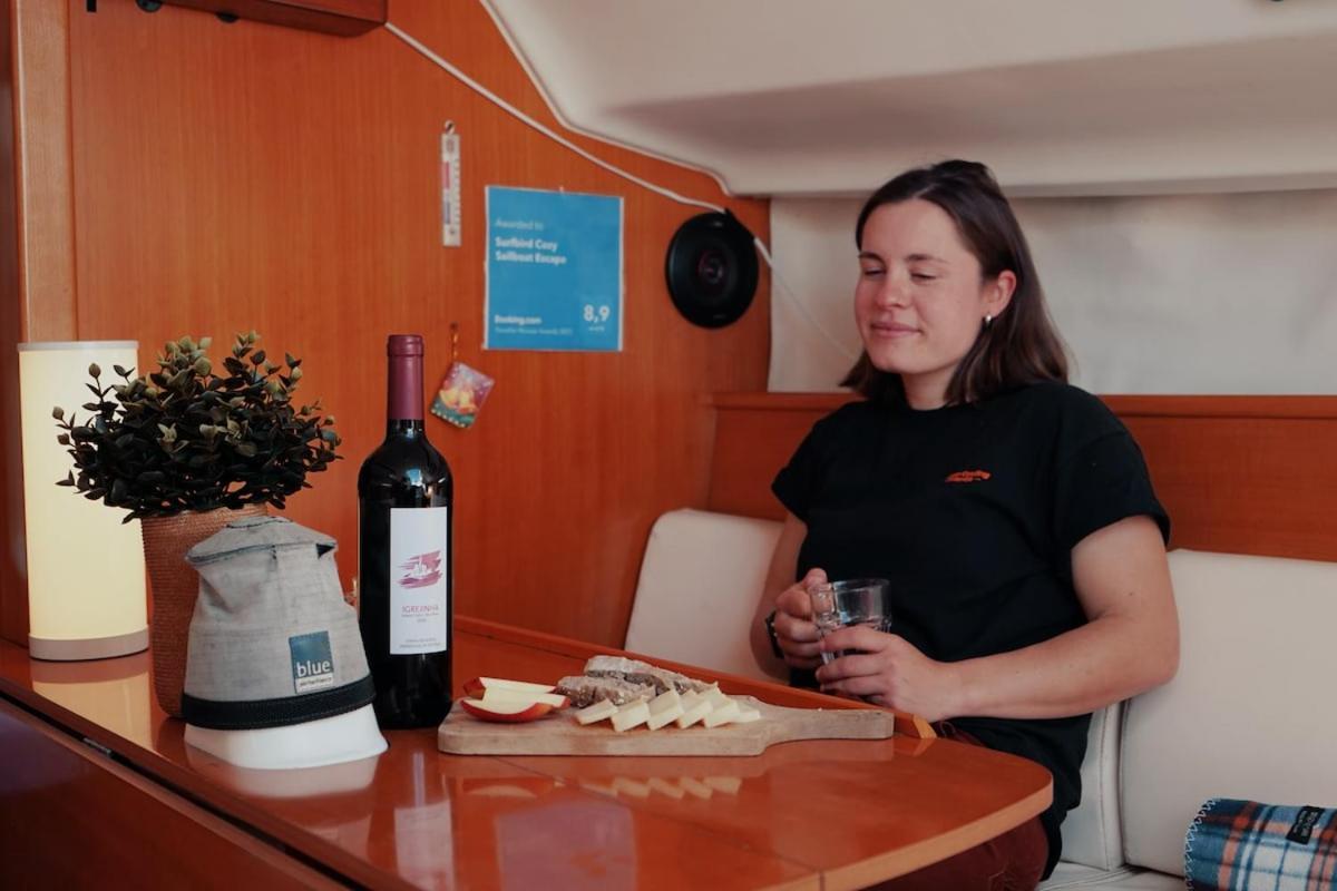 Surfbird Cozy Sailboat Escape Hotel Lisbon Luaran gambar