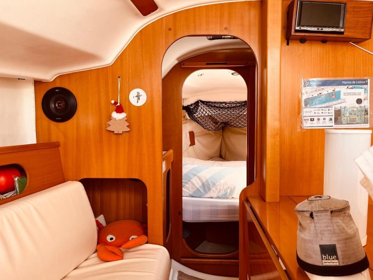 Surfbird Cozy Sailboat Escape Hotel Lisbon Luaran gambar